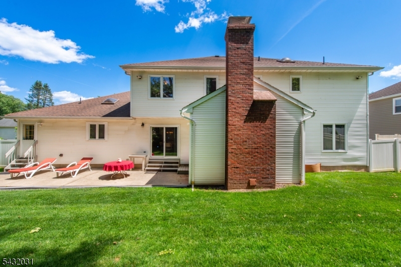 34 Silver Spring Court East Hanover, NJ 07936 - Photo 32 of 40