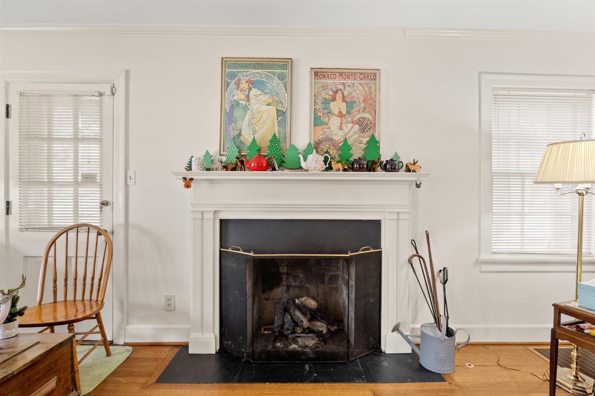 07-Fireplace