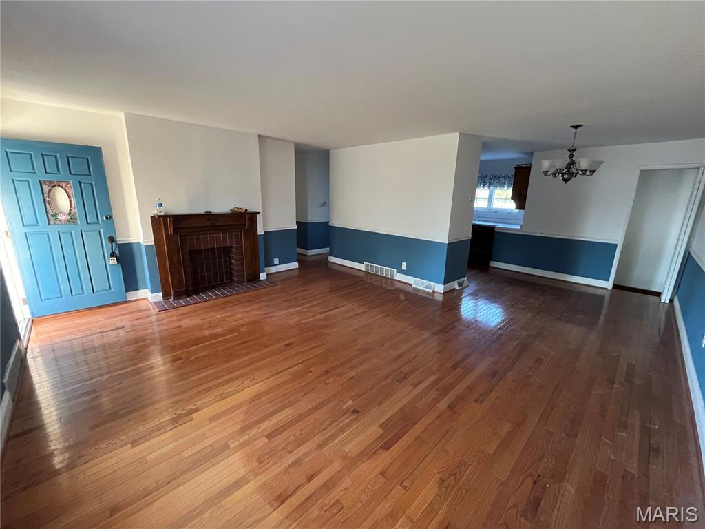 3821 Upton Street St. Louis, MO 63116 - Photo 2 of 15