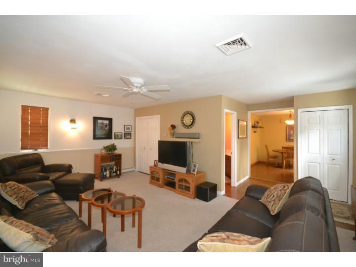 1364 Foster Road Warminster, PA 18974 - Photo 11 of 24 Gallery Image 11