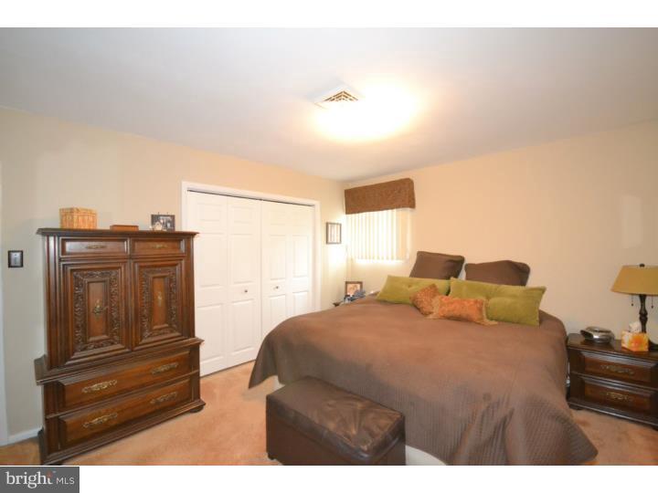 1364 Foster Road Warminster, PA 18974 - Photo 15 of 24 Gallery Image 15