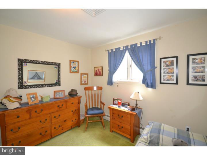 1364 Foster Road Warminster, PA 18974 - Photo 18 of 24 Gallery Image 18