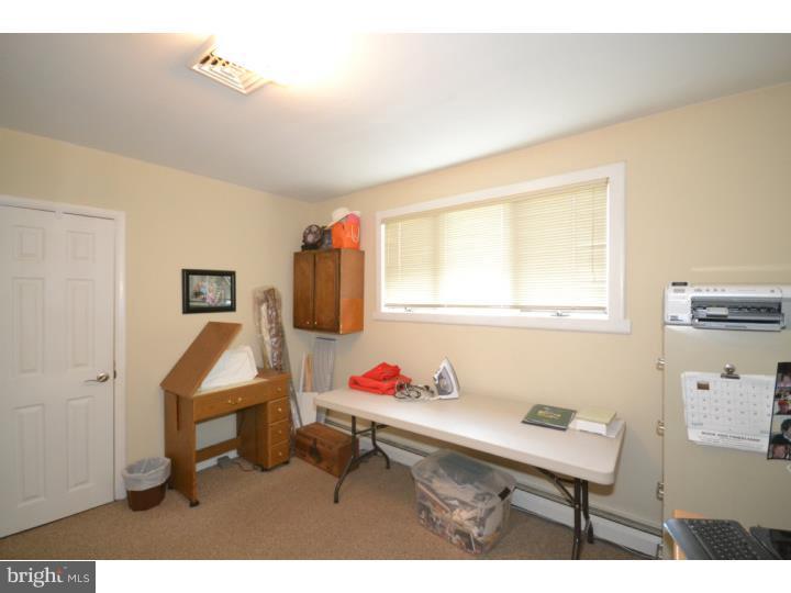 1364 Foster Road Warminster, PA 18974 - Photo 20 of 24 Gallery Image 20