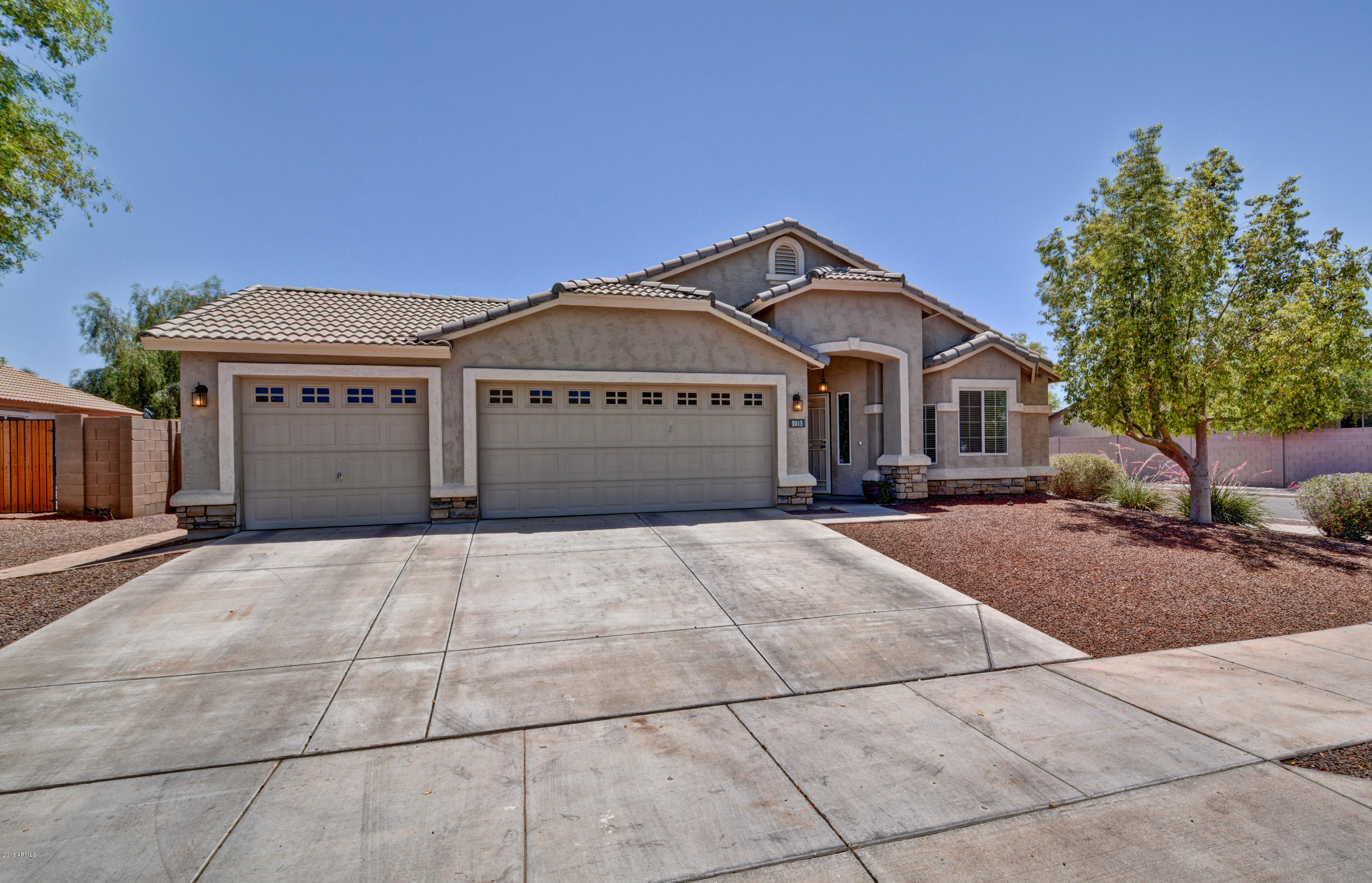 2013 West Maldonado Road Phoenix, AZ 85041 - Photo 1 of 37 Maldonado (1)