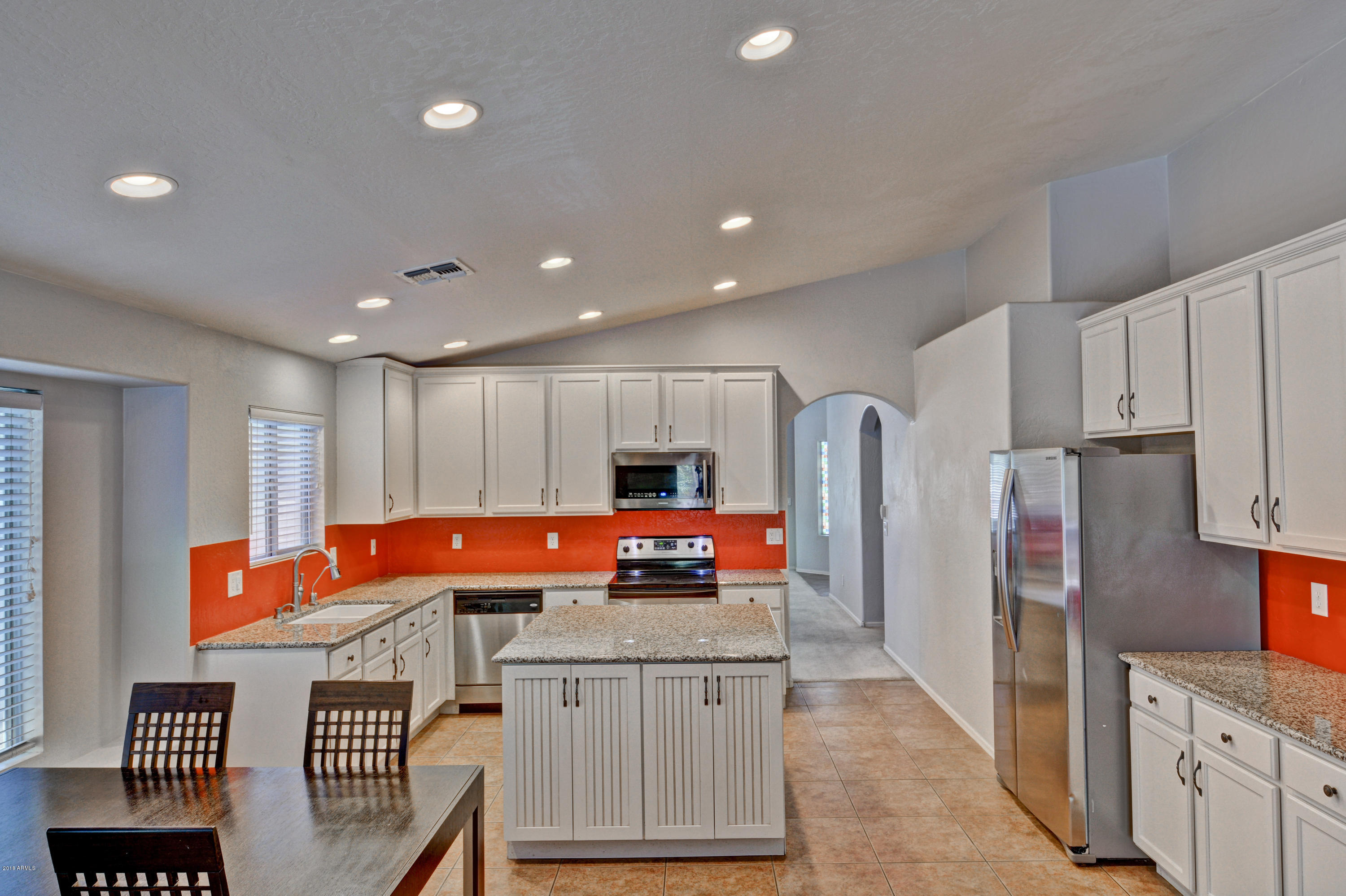 2013 West Maldonado Road Phoenix, AZ 85041 - Photo 20 of 37 Maldonado (20)