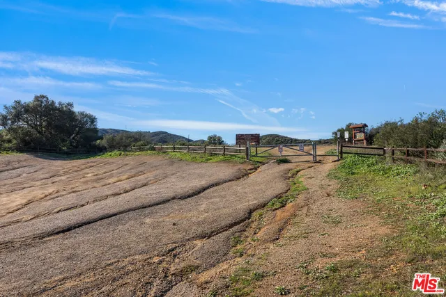 $595,000 | 282 Green Moor Place, Thousand Oaks, CA 91361