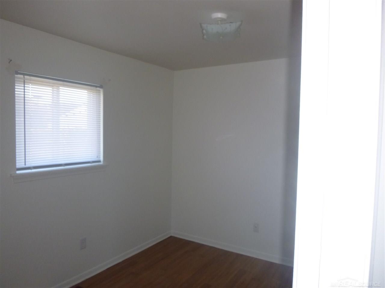35197 23 Mile Road New Baltimore, MI 48047 - Photo 4 of 9