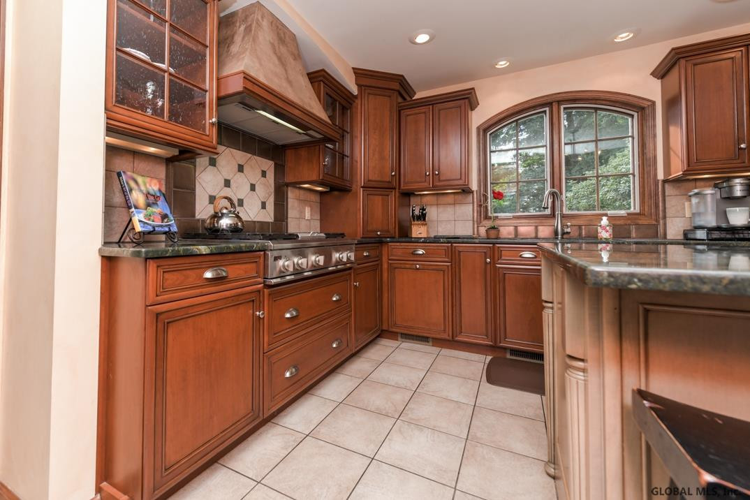 2 Olde Coach Road Bethlehem, NY 12077 - Photo 11 of 50 Photo 11
