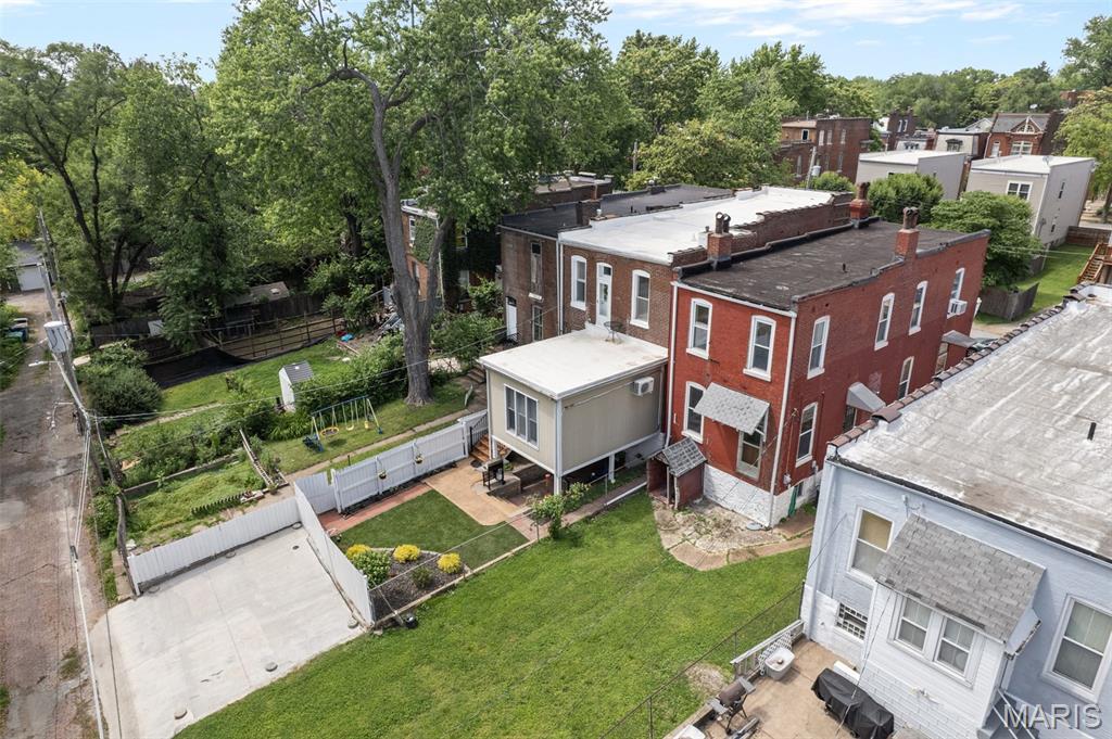 1944 Provenchere Place St. Louis, MO 63118 - Photo 50 of 54