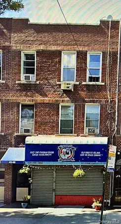 $2,800,000 | 43-06 34th Avenue | Astoria