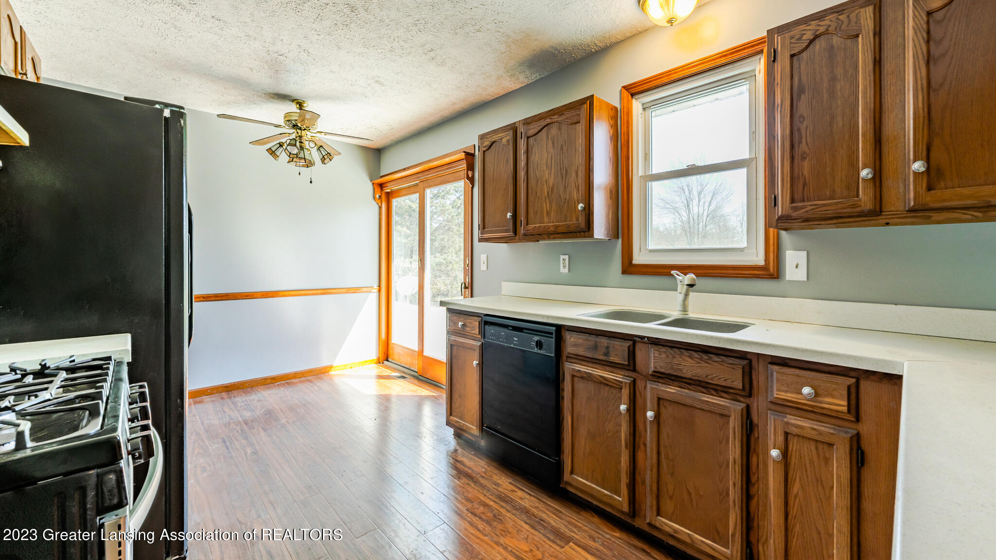 2257 South Waverly Road Eaton Rapids, MI 48827 - Photo 11 of 23 2257SWaverly12
