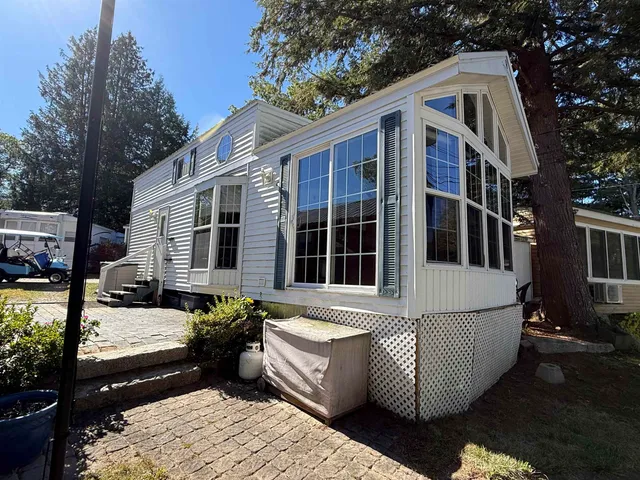 $149,000 | 24 Dock Road, Unit 18, Gilford, NH 03249