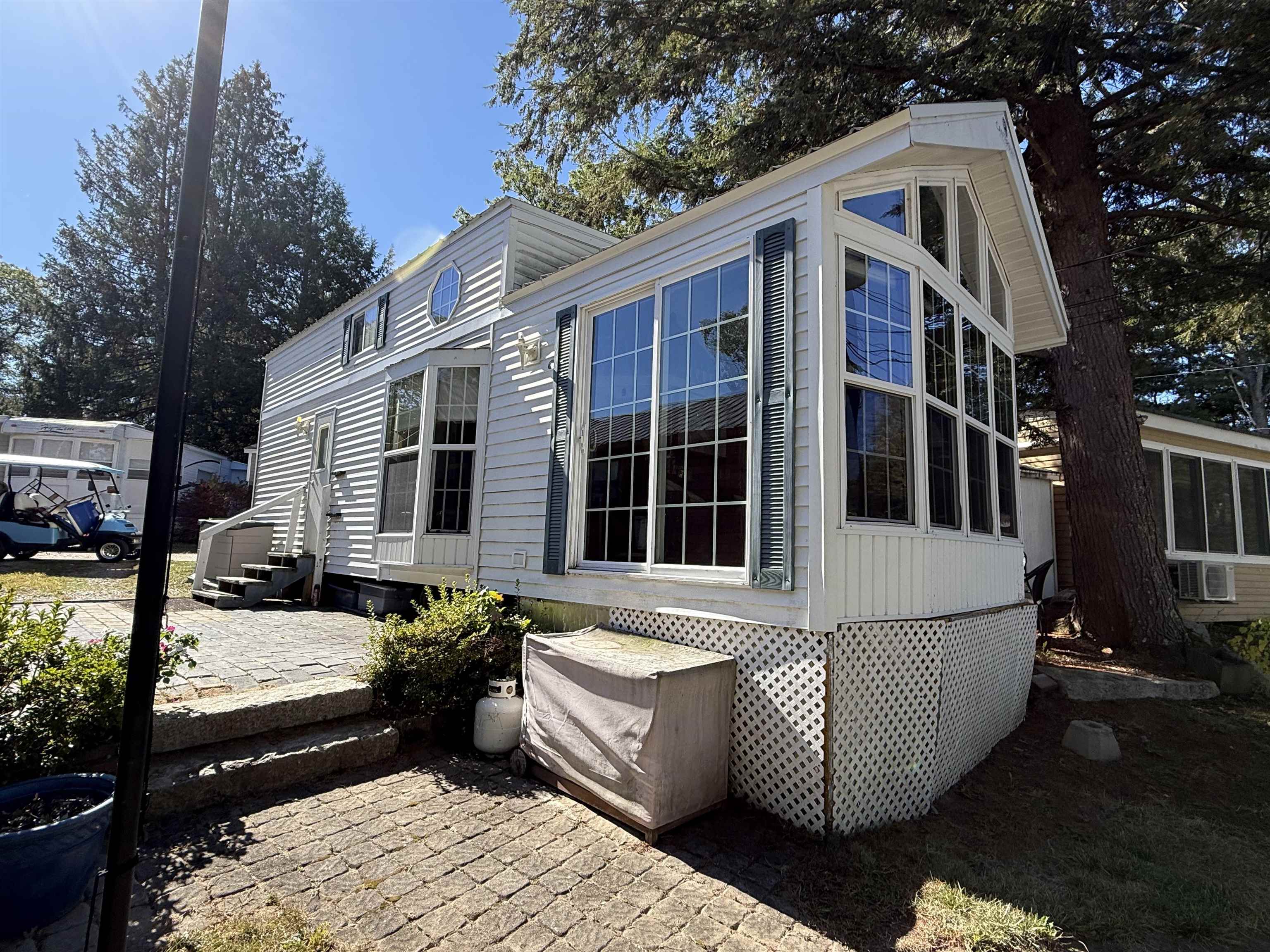 24 Dock Road, Unit 18 Gilford, NH 03249 - Photo 4 of 19