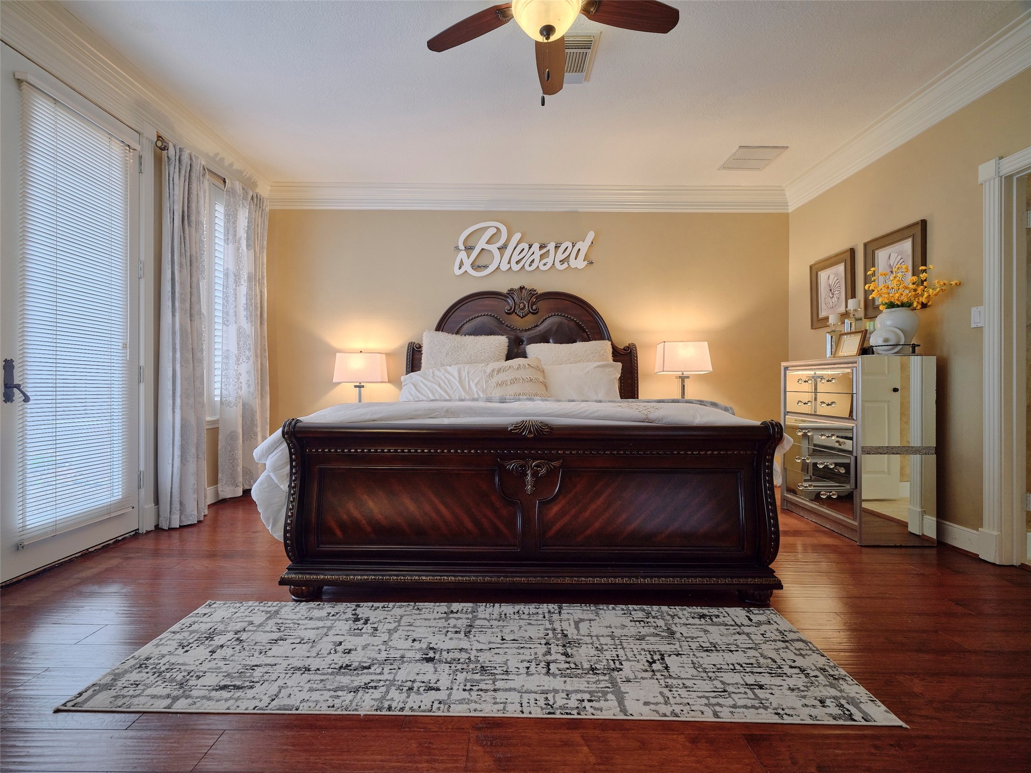 16623 Manningtree Lane Spring, TX 77379 - Photo 19 of 39 a living room with a couch and wooden floor