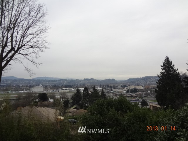 260 Maple Avenue Northwest Renton, WA 98057 - Photo 10 of 11