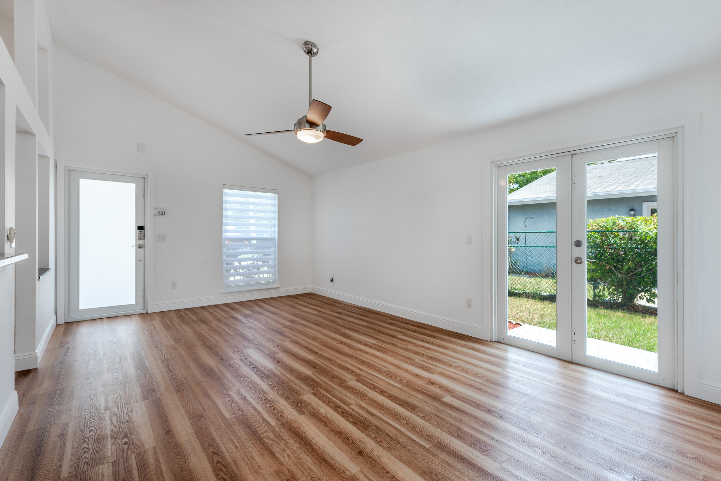 8432 Summer Field Place Boca Raton, FL 33433 - Photo 9 of 22 8432 Summer Field Pl.-14