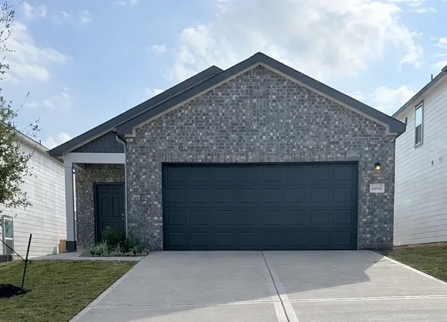 $209,990 | 14941 Alstair Court, Montgomery, TX 77356