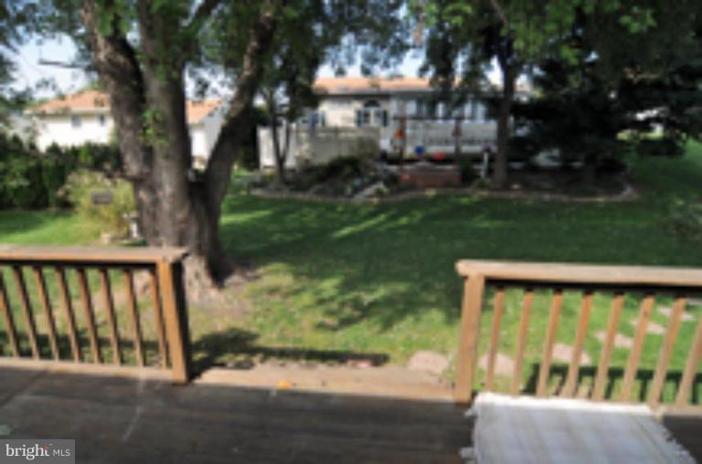 9118 Kilbride Road Nottingham, MD 21236 - Photo 20 of 22 a view of a small yard