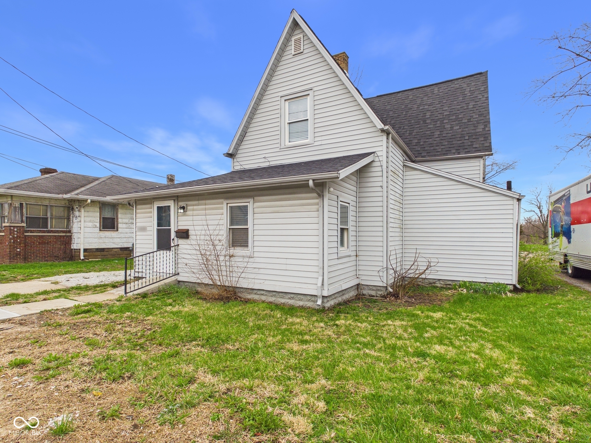 3535 Columbus Avenue Anderson, IN 46013 - Photo 3 of 42