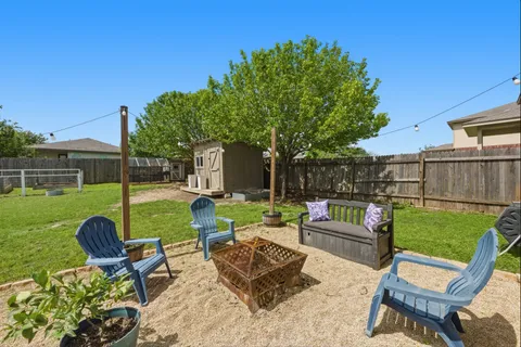 $335,000 | 605 Holbrooke Street, Hutto, TX 78634