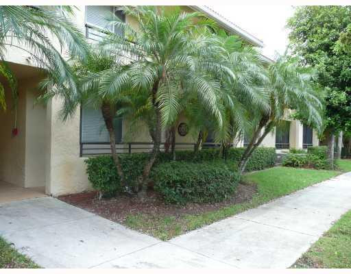 751 Lyons Road, Unit 18207 Coconut Creek, FL 33063 - Photo 13 of 15 Exterior Front