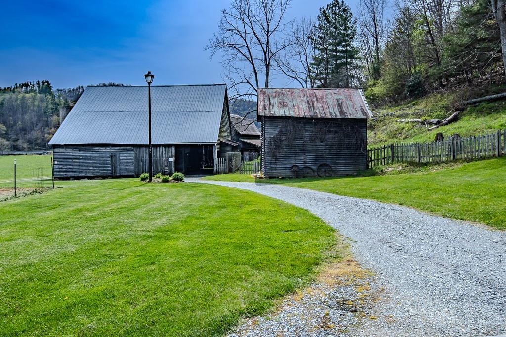 150 Wm Hardy Mast Road Sugar Grove, NC 28679 - Photo 30 of 45