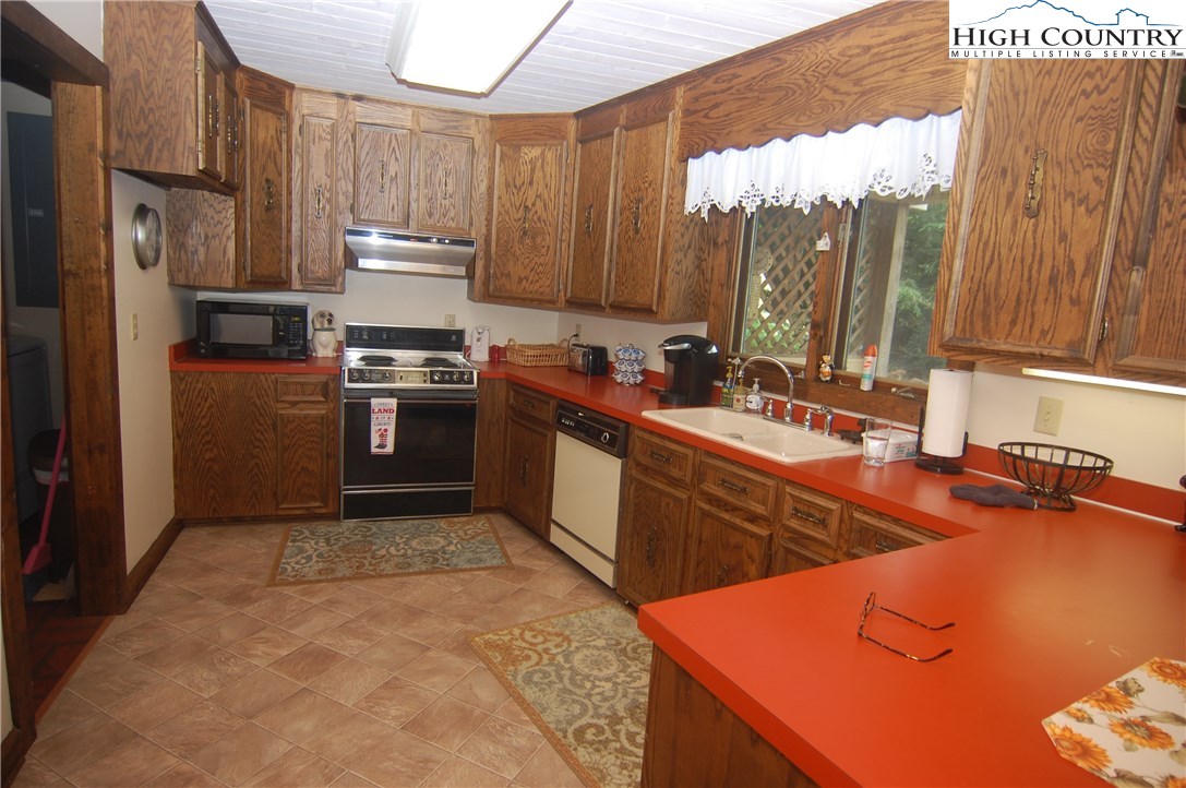 57 Larkspur Road Newland, NC 28657 - Photo 14 of 22 Gallery Image 14