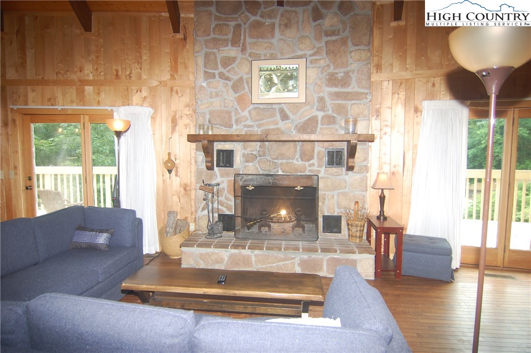 57 Larkspur Road Newland, NC 28657 - Photo 2 of 22 Gallery Image 2