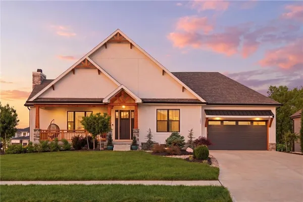 $1,300,000 | 202 Northwest Ambersham Drive, Lee's Summit, MO 64081