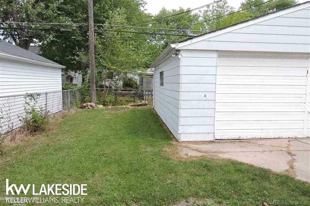 21809 Rosedale Street St. Clair Shores, MI 48080 - Photo 17 of 17