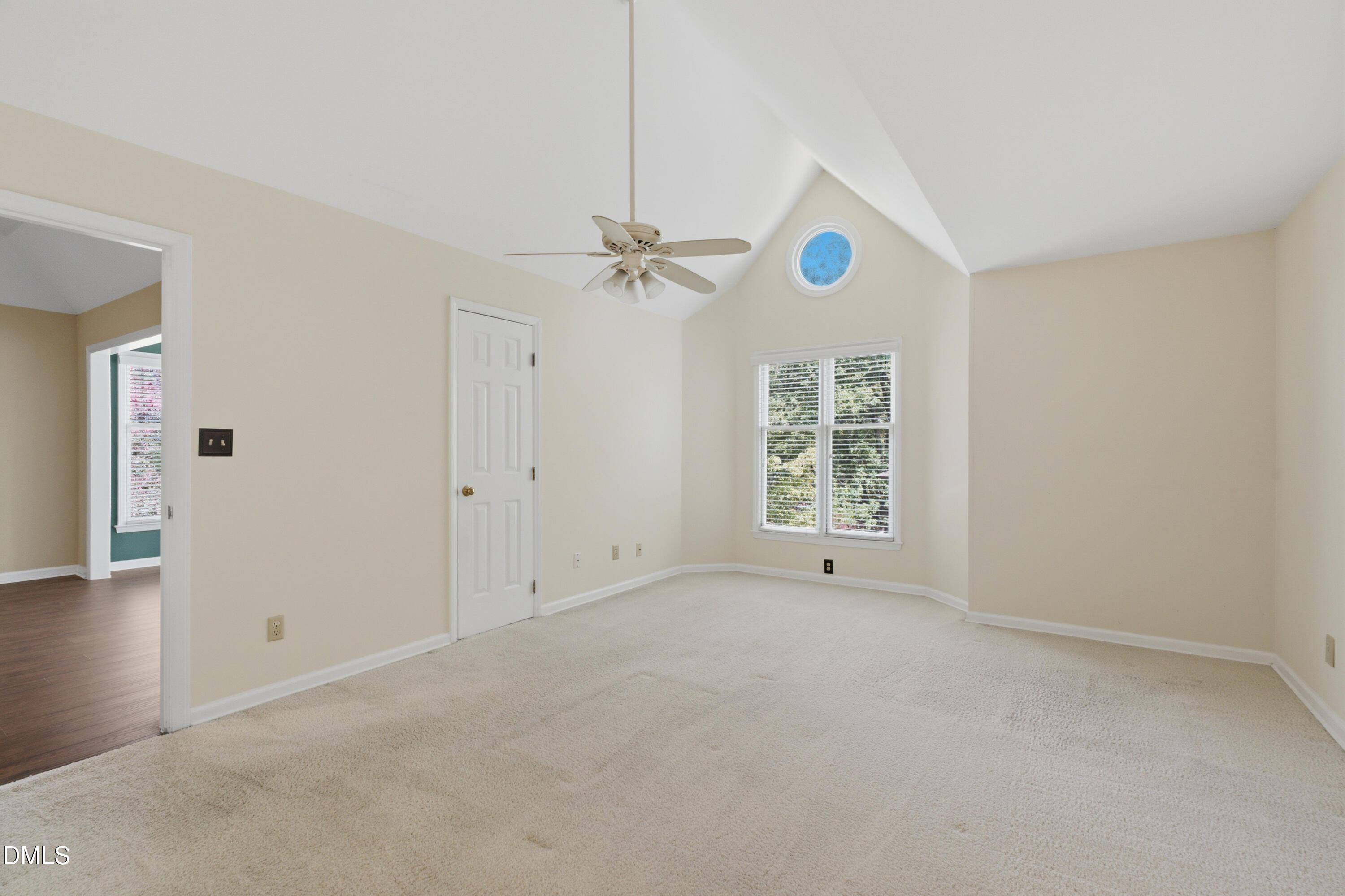 750 Washington Street, Unit 302 Raleigh, NC 27605 - Photo 11 of 40 750 Washington St #302-28