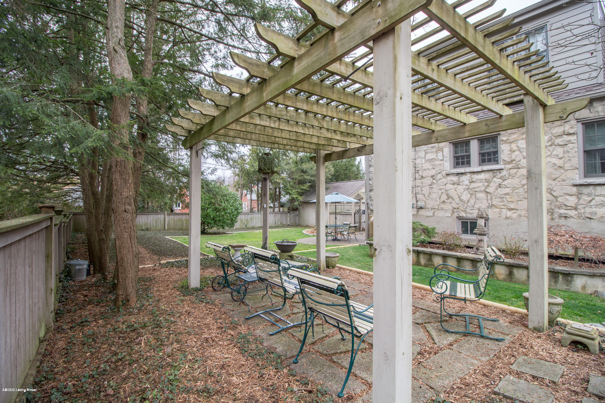518 Emery Road Louisville, KY 40206 - Photo 28 of 31 Pergola view toward home.