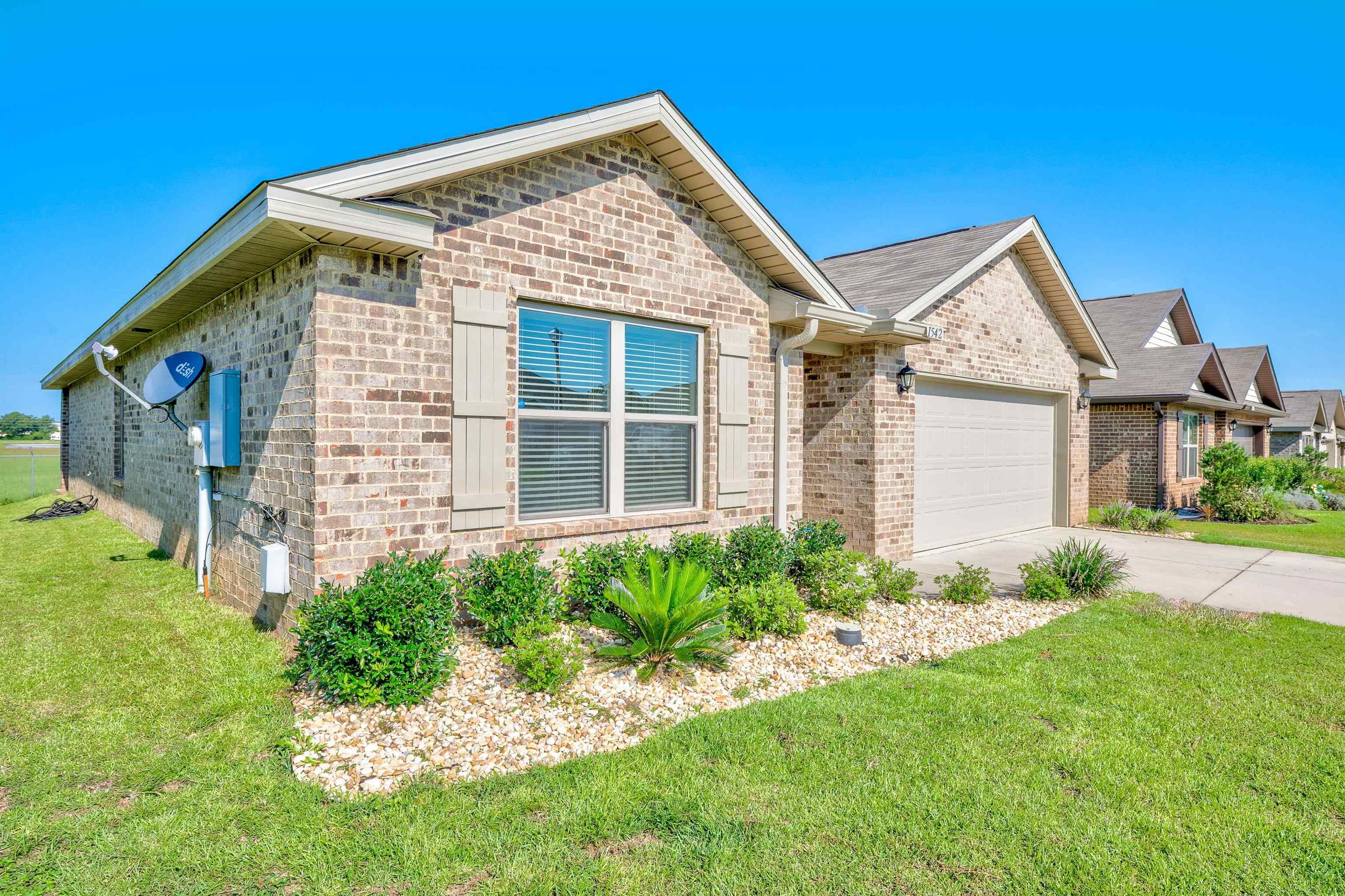 1542 Majesty Loop Foley, AL 36535 - Photo 6 of 44