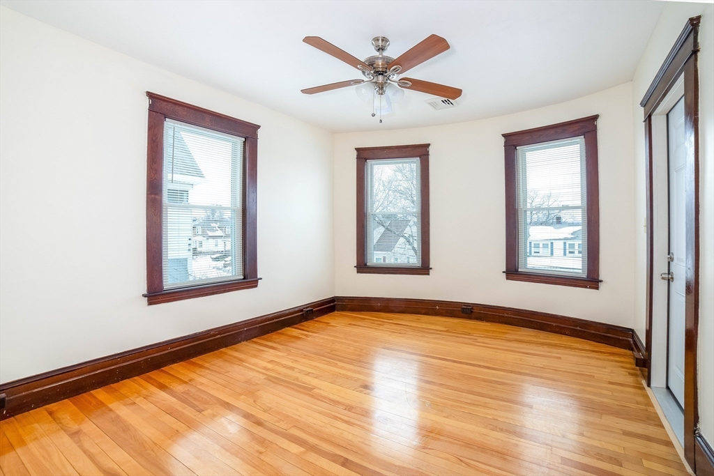 82 Tower Street, Unit 3 Worcester, MA 01606 - Photo 4 of 25