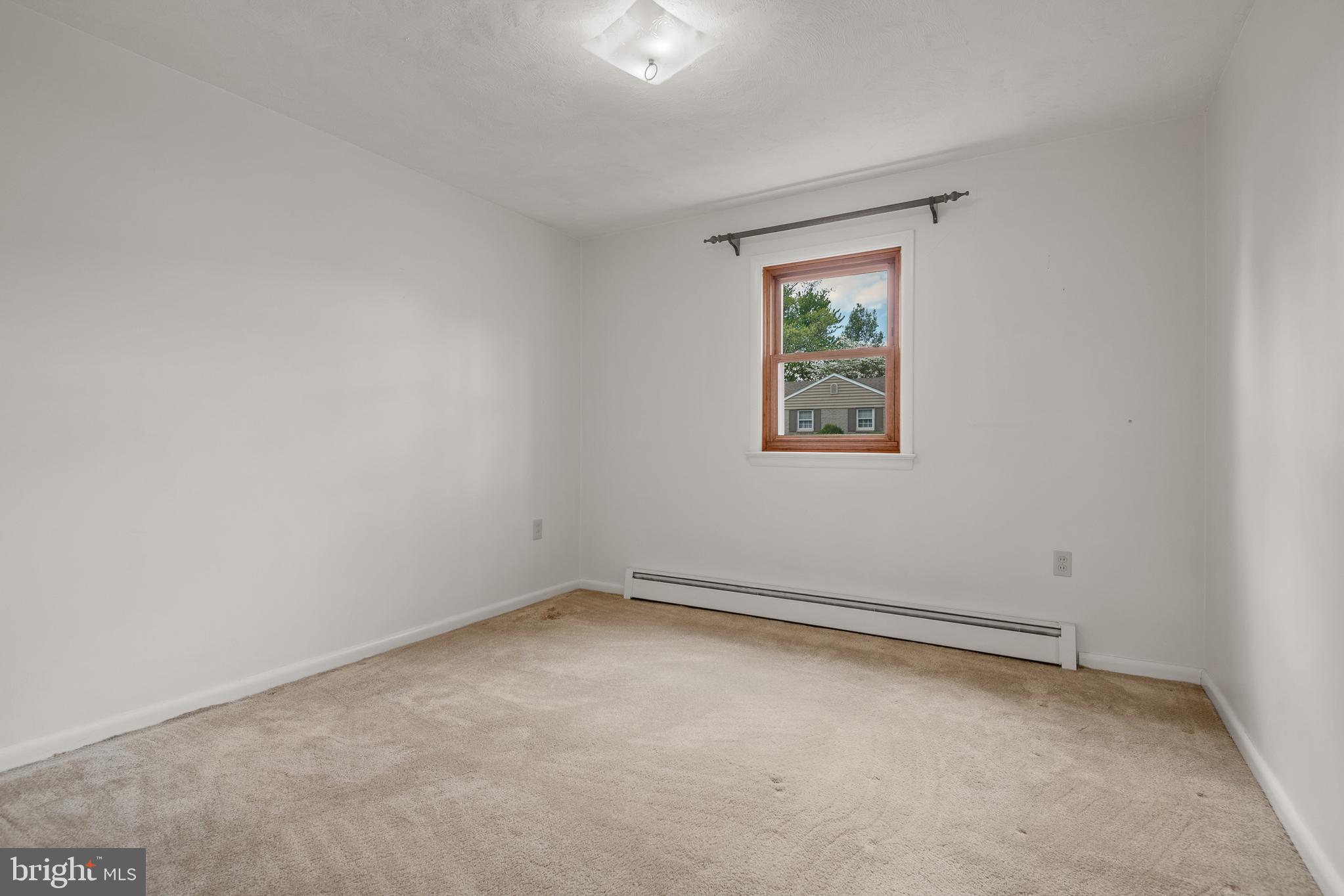 27 Pfautz Avenue Lititz, PA 17543 - Photo 19 of 25 an empty room with a window