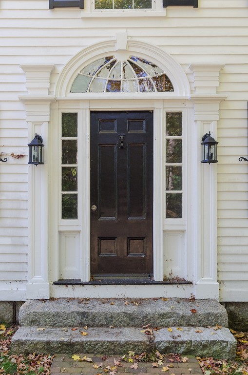 15 Ray Road Wrentham, MA 02093 - Photo 5 of 30