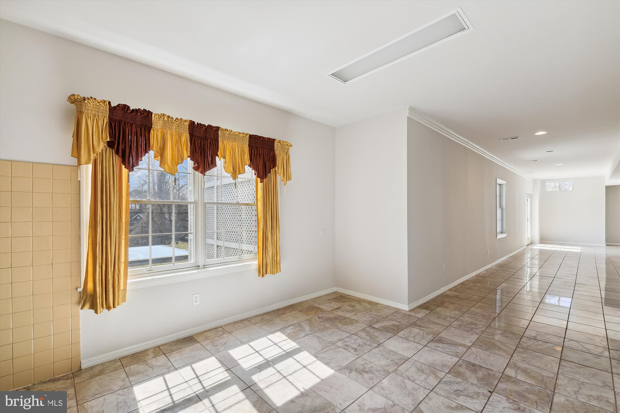 109 Hunts Bluff Road Sparks Glencoe, MD 21152 - Photo 50 of 71 Table space in Lower Level