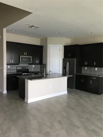 $3,600 | 1501 Southwest 113th Avenue, Unit 1501, Pembroke Pines, FL 33025