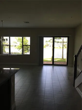 $3,600 | 1501 Southwest 113th Avenue, Unit 1501, Pembroke Pines, FL 33025