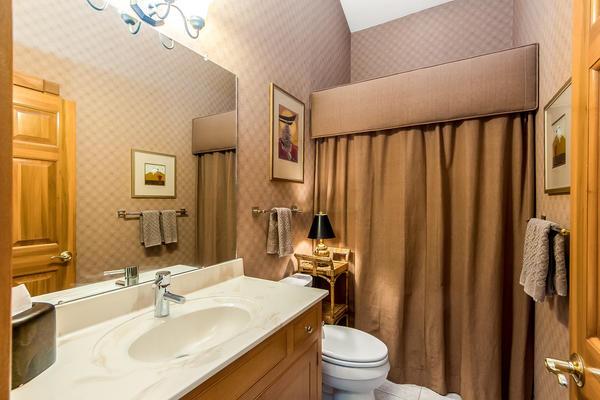 5227 Linworth Road Columbus, OH 43235 - Photo 17 of 25 Gallery Image 17