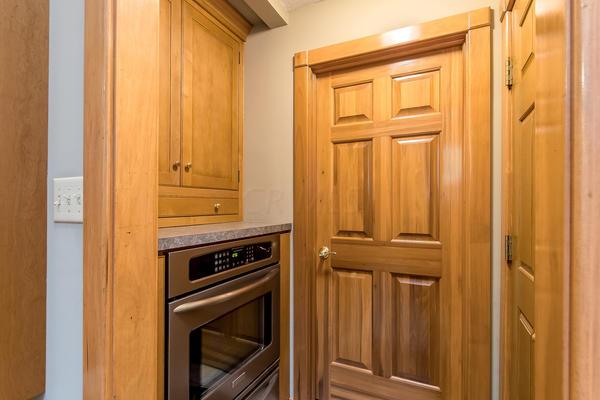 5227 Linworth Road Columbus, OH 43235 - Photo 9 of 25 Gallery Image 9