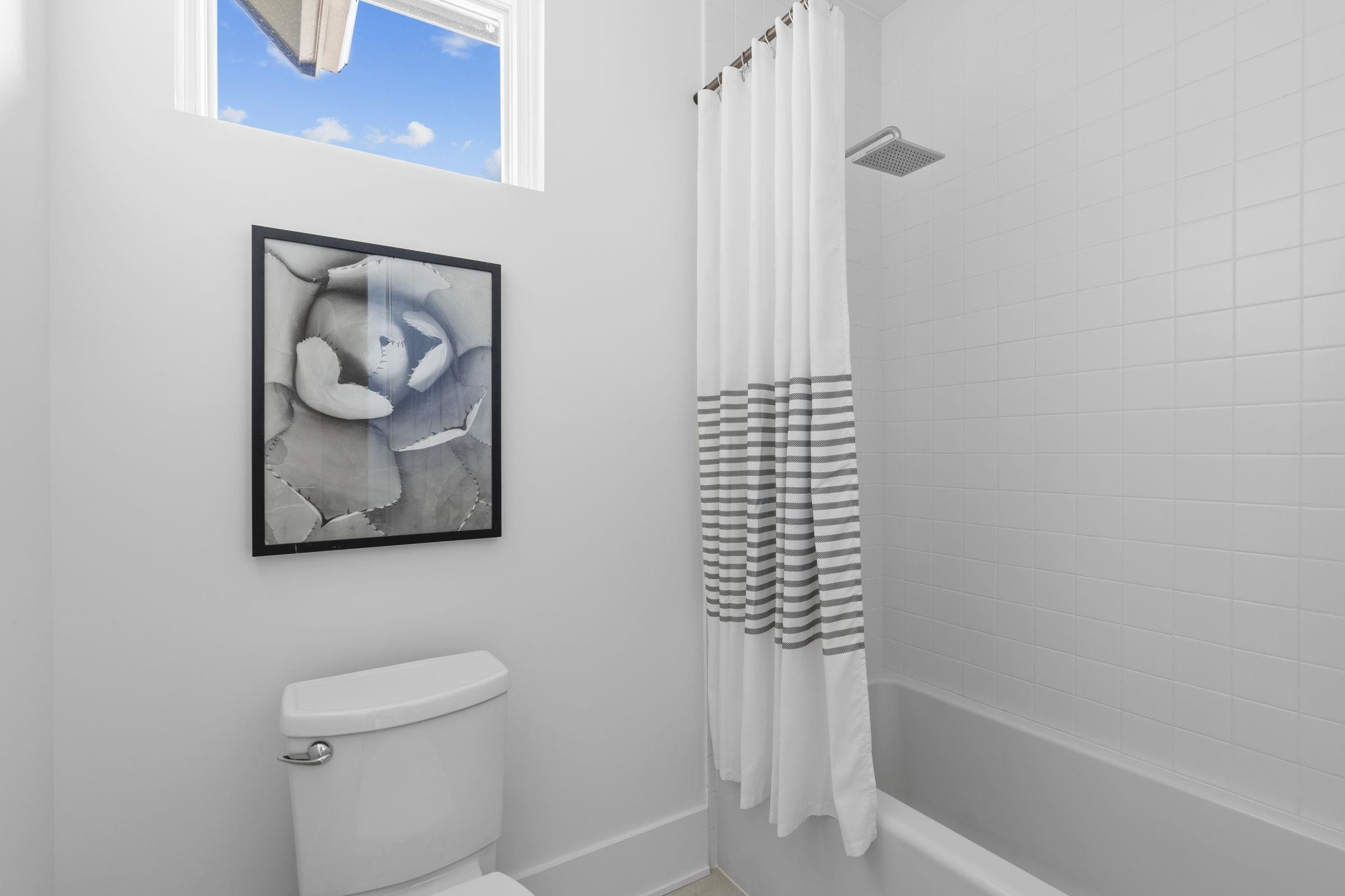 1418 Lyon Street, Unit 101 Raleigh, NC 27608 - Photo 33 of 54 Photo 34