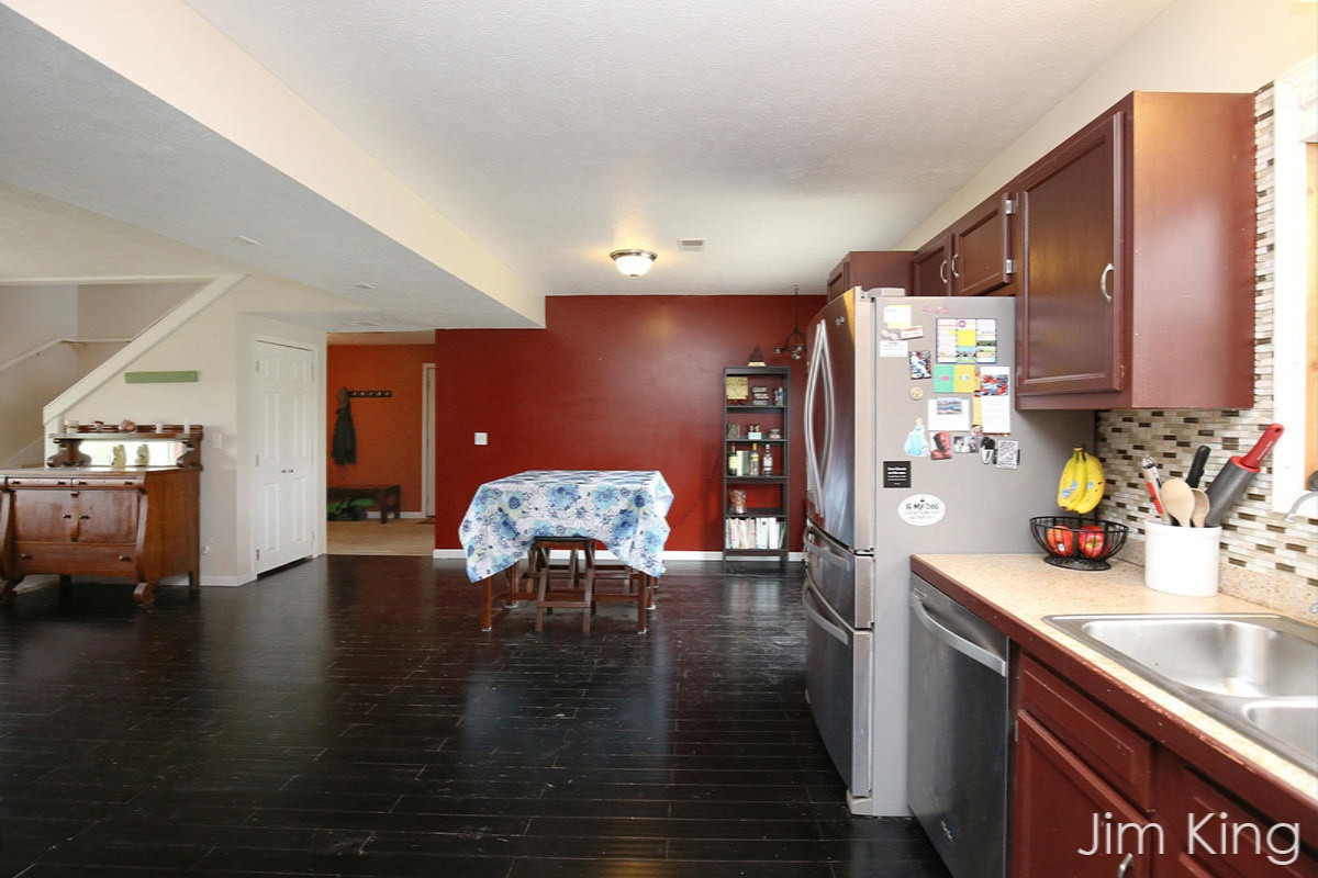 10735 Bale Road Lakeview, MI 48850 - Photo 10 of 31 IMG_1082