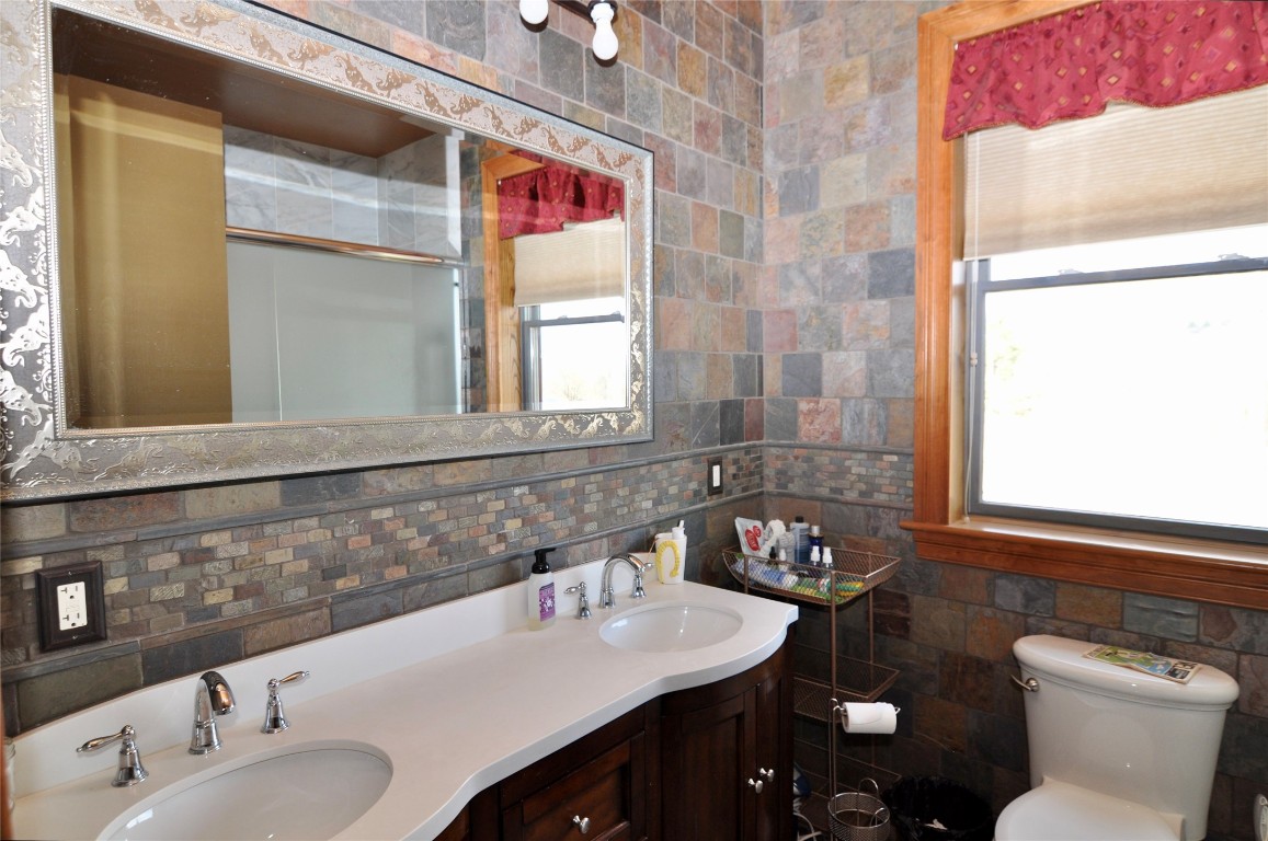 60 Twining Road Johnson City, NY 13790 - Photo 14 of 43