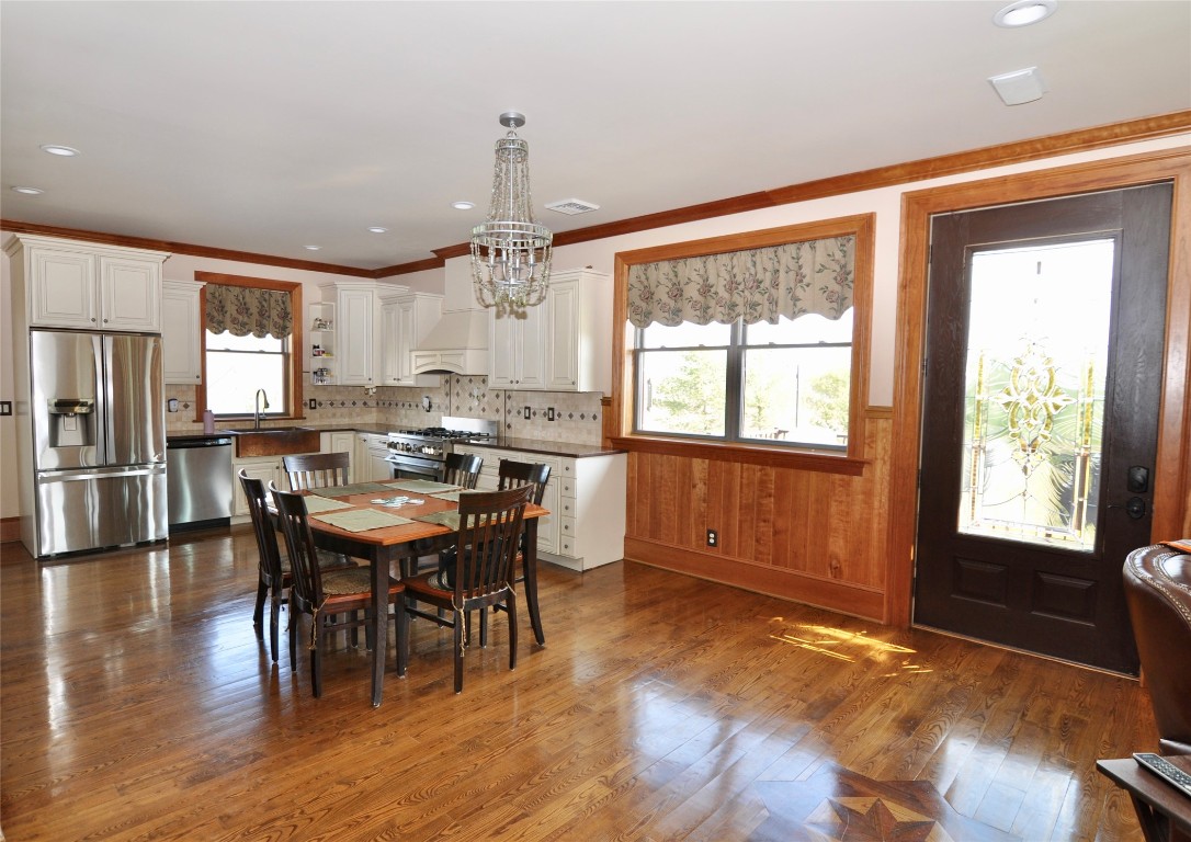 60 Twining Road Johnson City, NY 13790 - Photo 2 of 43