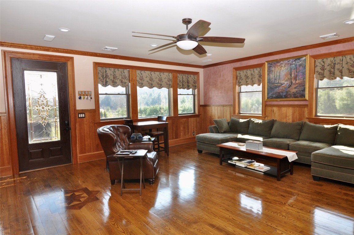 60 Twining Road Johnson City, NY 13790 - Photo 9 of 43