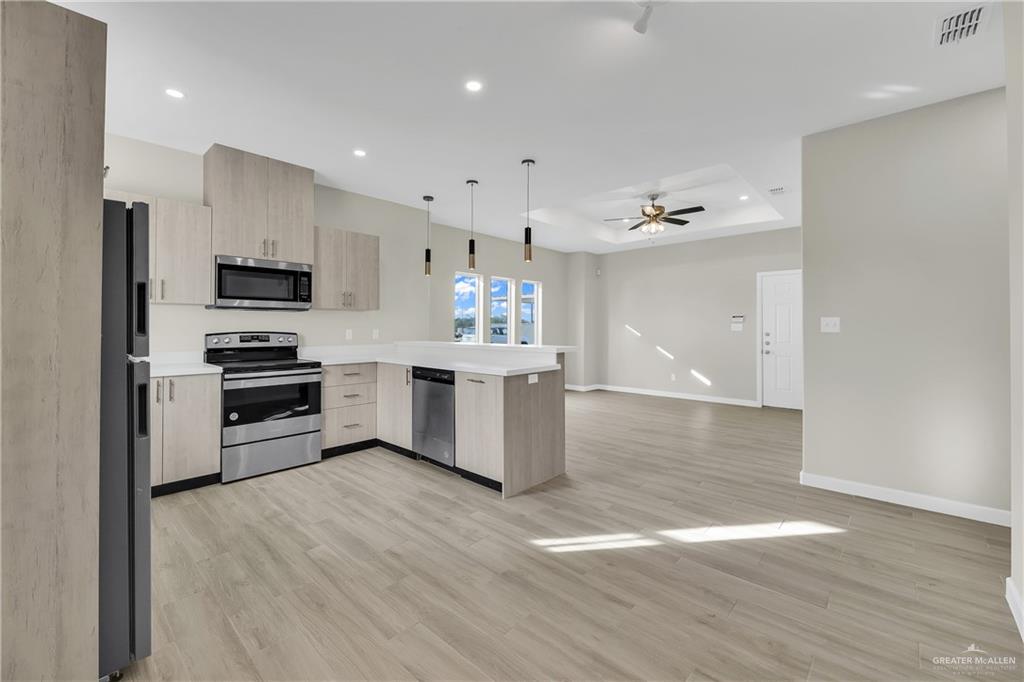 1316 Mc Coll Road, Unit 1 Edinburg, TX 78541 - Photo 5 of 18 Gallery Image 5