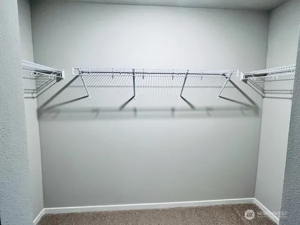 $3,100 | 18702 108th Avenue East, Puyallup, WA 98374