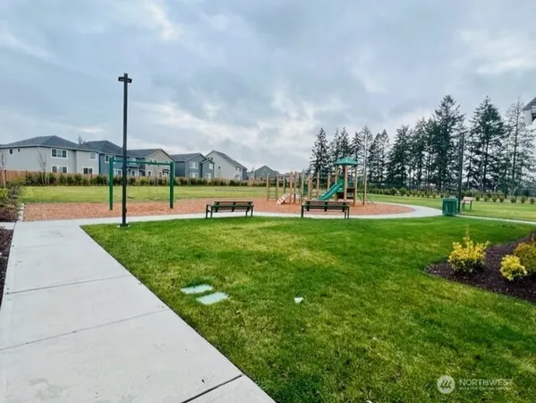 $3,100 | 18702 108th Avenue East, Puyallup, WA 98374