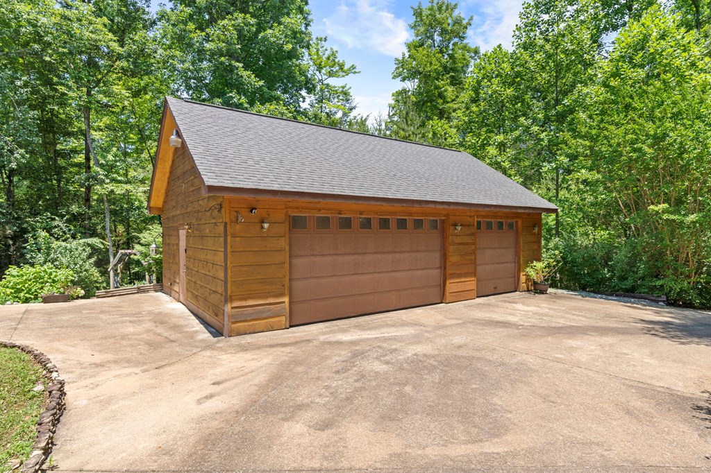 556 Flat Creek Circle Blue Ridge, GA 30513 - Photo 4 of 52 Gallery Image 4